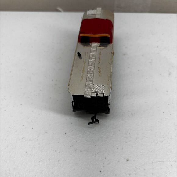 TYCO HO Scale Silver Streak Caboose in Box - Picture 2 of 8